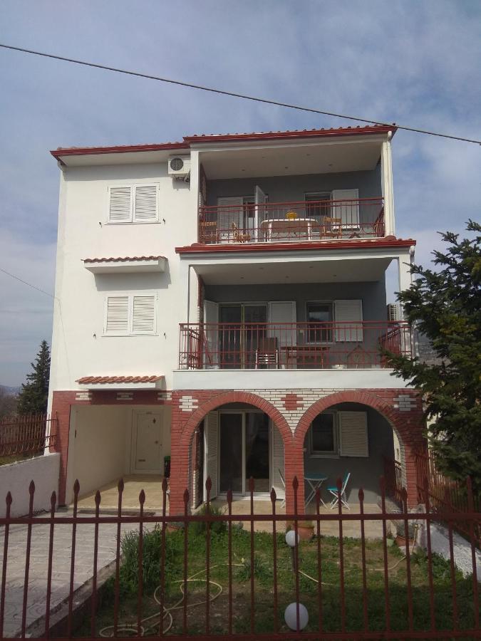 Villa Agnanti Apts&Suites Agio Pnevma Esterno foto